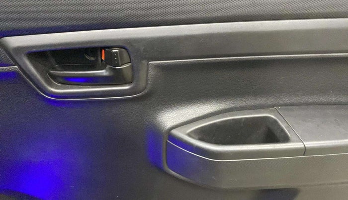 2020 Maruti S PRESSO VXI+, Petrol, Manual, 79,073 km, Driver Side Door Panels Control