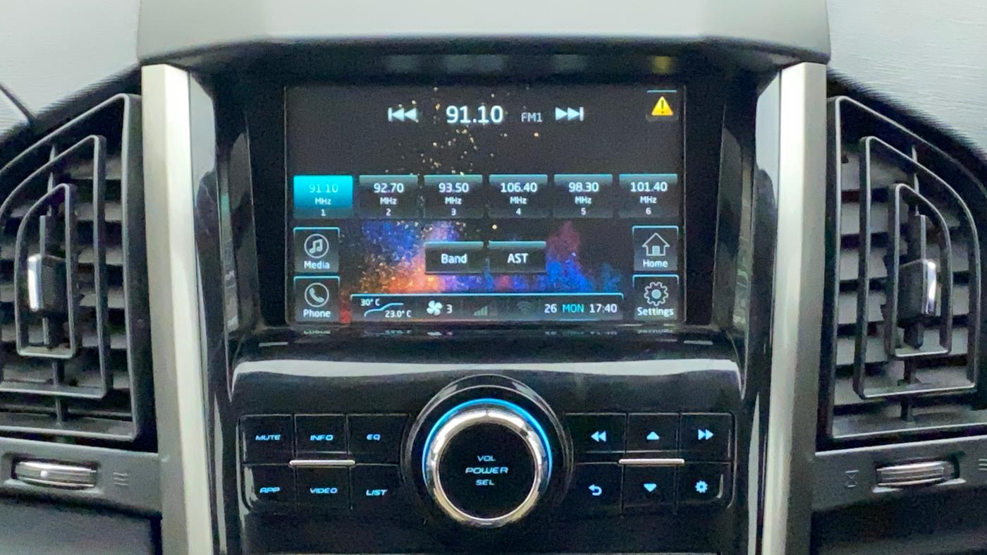 2021 Mahindra XUV500 W9, Diesel, Manual, 46,015 km, Infotainment System
