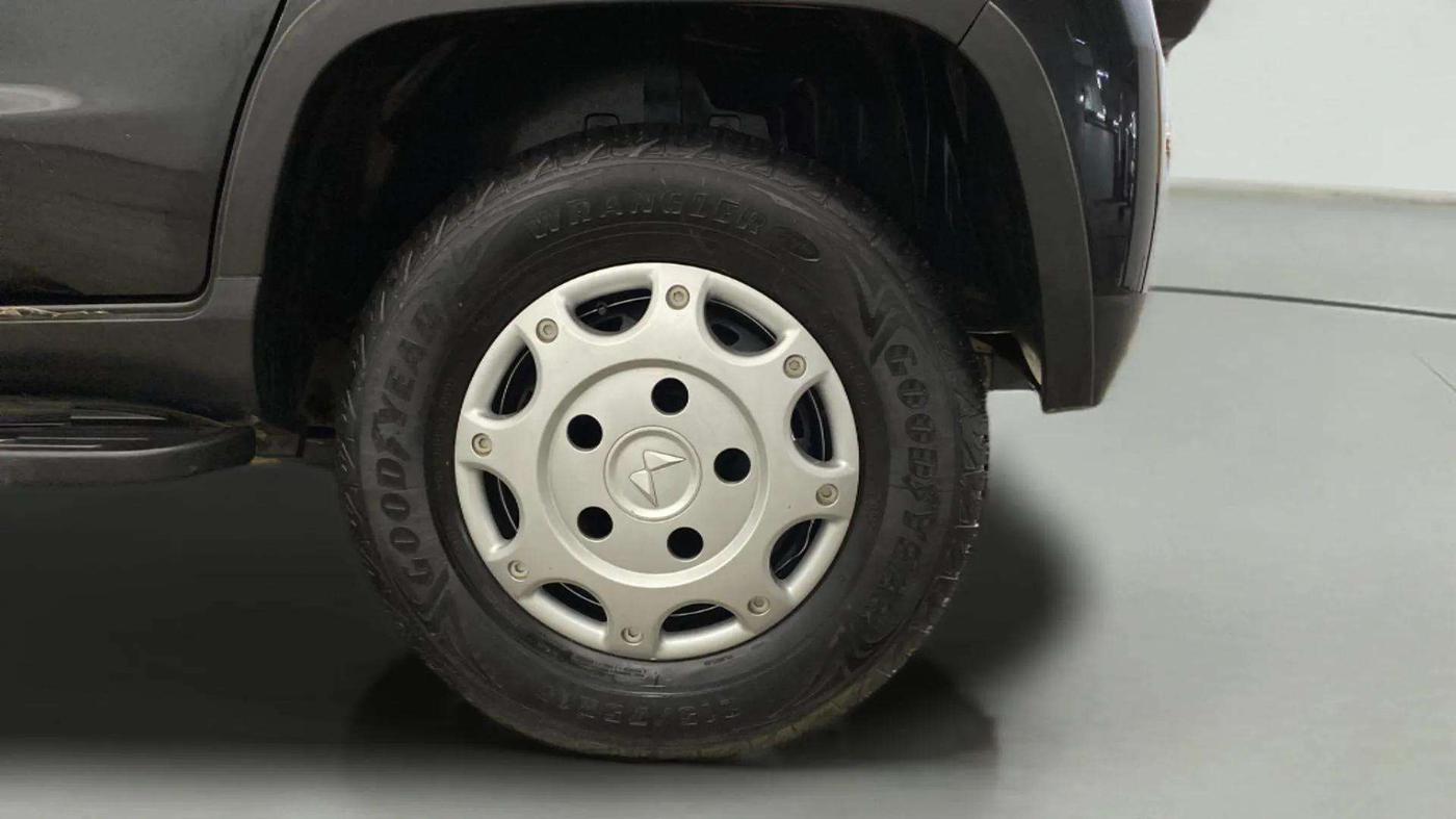 2024 Mahindra BOLERO NEO N 8, Diesel, Manual, 12,126 km, Left Rear Wheel