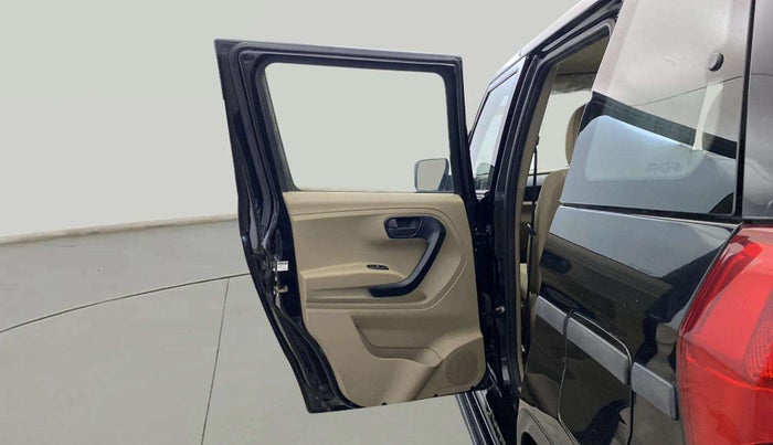 2024 Mahindra BOLERO NEO N 8, Diesel, Manual, 12,126 km, LHS Rear Door