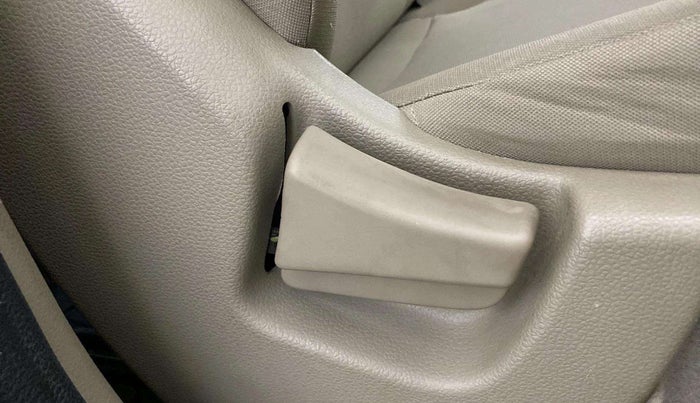 2024 Mahindra BOLERO NEO N 8, Diesel, Manual, 12,126 km, Driver Side Adjustment Panel