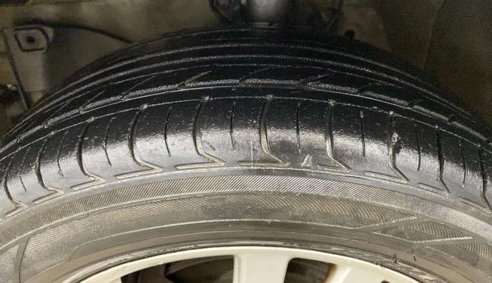 2013 Honda Brio VX MT, Petrol, Manual, 67,765 km, Left Rear Tyre Tread