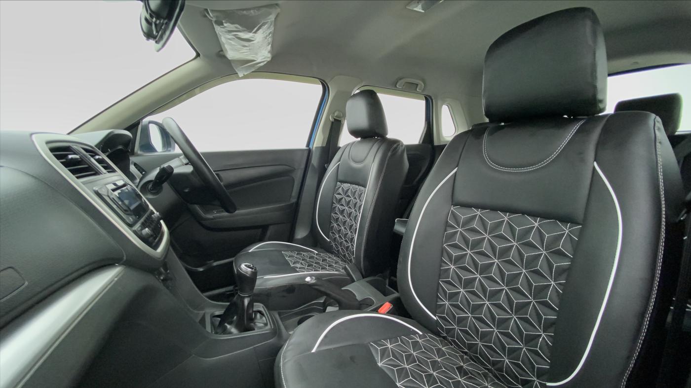 2018 Maruti Vitara Brezza VDI OPT, Diesel, Manual, 76,225 km, Right Side Front Door Cabin
