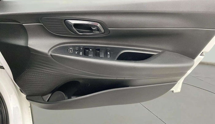 2021 Hyundai NEW I20 SPORTZ 1.0T GDI IMT, Petrol, Manual, 26,669 km, Driver Side Door Panels Control