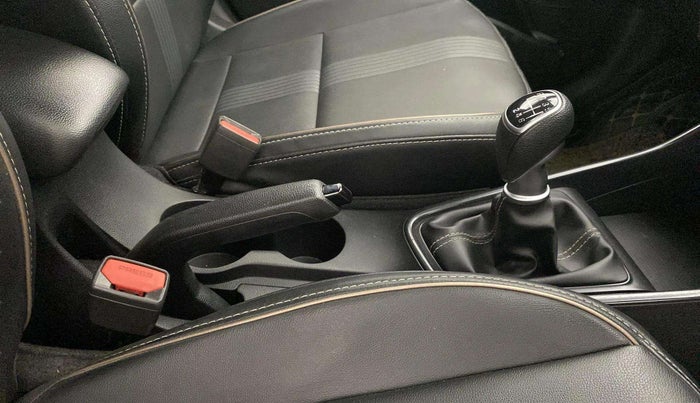 2021 Hyundai NEW I20 SPORTZ 1.0T GDI IMT, Petrol, Manual, 26,669 km, Gear Lever