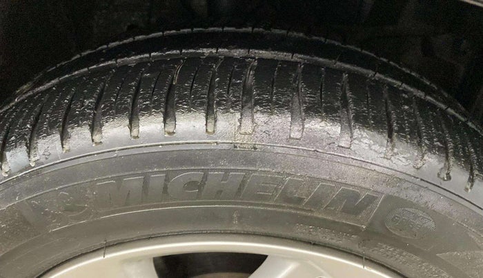 2017 Honda Jazz 1.2L I-VTEC V AT, Petrol, Automatic, 22,069 km, Right Front Tyre Tread