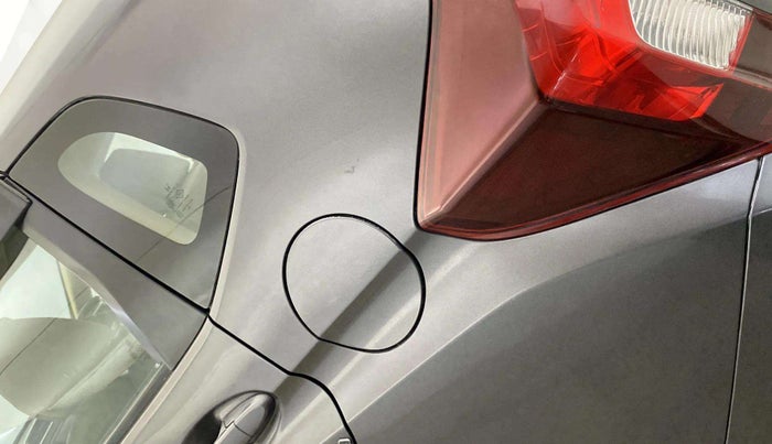 2017 Honda Jazz 1.2L I-VTEC V AT, Petrol, Automatic, 22,069 km, Left quarter panel - Paint has minor damage