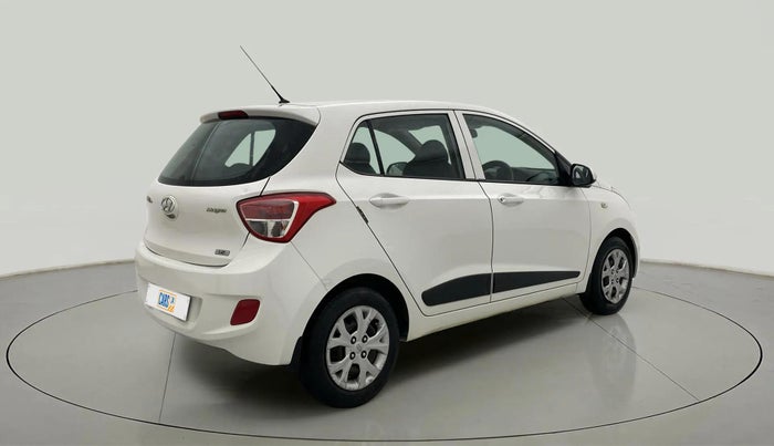 2015 Hyundai Grand i10 MAGNA 1.2 KAPPA VTVT, Petrol, Manual, 82,444 km, Right Back Diagonal
