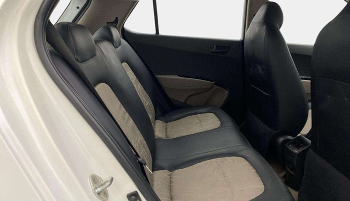 2015 Hyundai Grand i10 MAGNA 1.2 KAPPA VTVT, Petrol, Manual, 82,444 km, Right Side Rear Door Cabin
