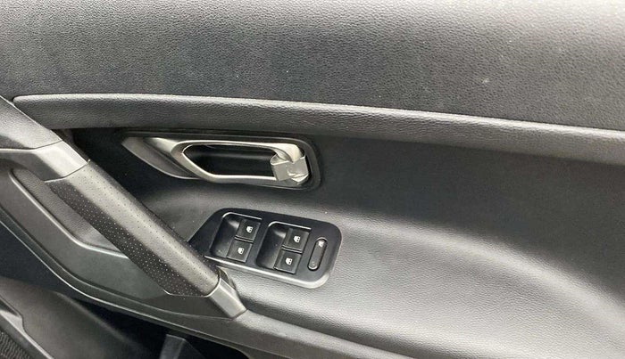 2020 Tata Harrier XZA PLUS 2.0L DARK EDITION, Diesel, Automatic, 51,291 km, Driver Side Door Panels Control