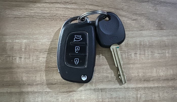 2018 Hyundai Elite i20 ASTA 1.2, Petrol, Manual, 26,272 km, Key Close Up