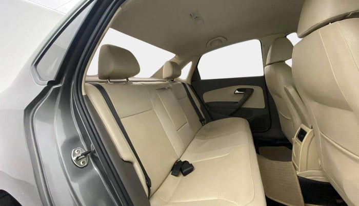 2014 Volkswagen Vento HIGHLINE PETROL AT, Petrol, Automatic, 52,530 km, Right Side Rear Door Cabin