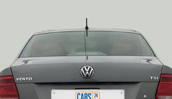 2014 Volkswagen Vento HIGHLINE PETROL AT, Petrol, Automatic, 52,530 km, Rear Windshield