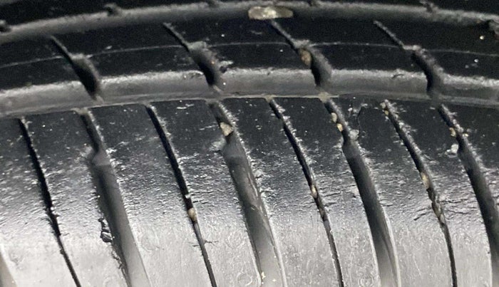 2019 Renault Kwid RXT 0.8, Petrol, Manual, 38,943 km, Right Rear Tyre Tread