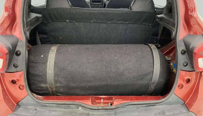 2017 Renault Kwid RXL, CNG, Manual, 65,348 km, Boot Inside