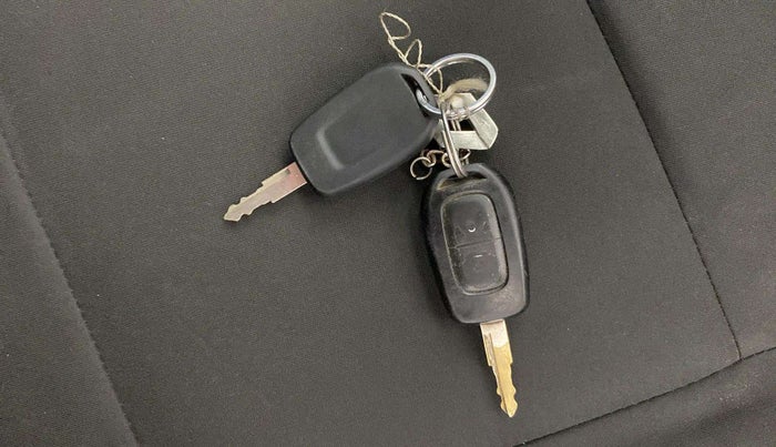 2019 Renault Kwid RXT 0.8 (O), Petrol, Manual, 77,352 km, Key Close Up