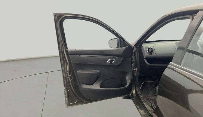 2019 Renault Kwid RXT 0.8 (O), Petrol, Manual, 77,352 km, LHS Front Door