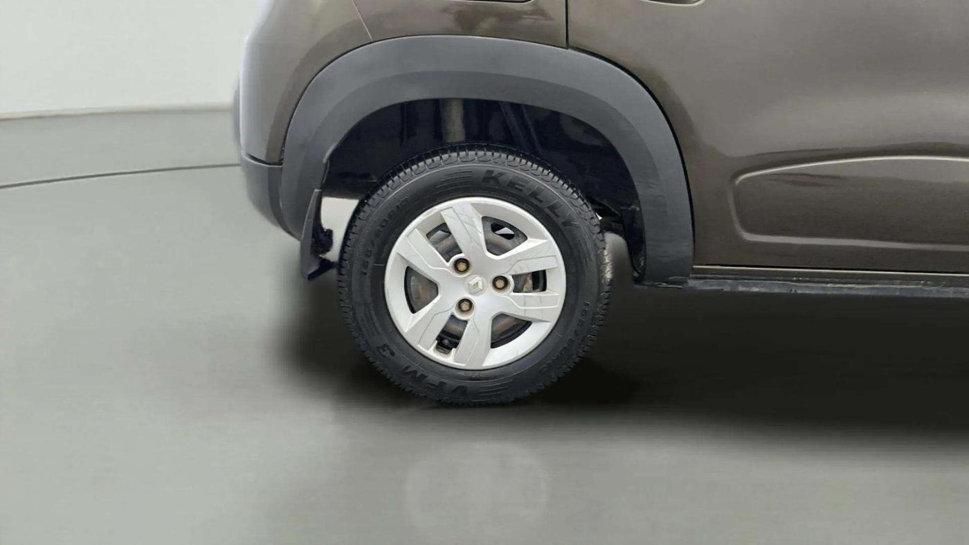 2019 Renault Kwid RXT 0.8 (O), Petrol, Manual, 77,338 km, Right Rear Wheel