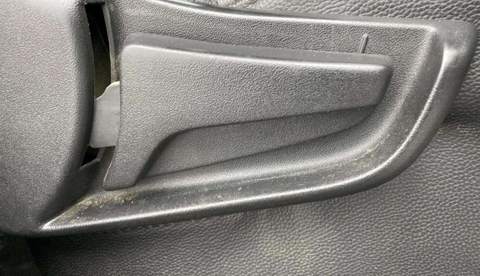 2020 Maruti S PRESSO VXI+, Petrol, Manual, 99,238 km, Driver Side Adjustment Panel