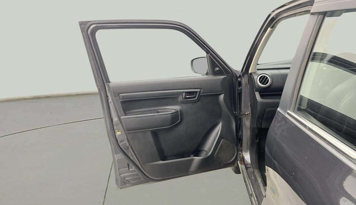 2020 Maruti S PRESSO VXI+, Petrol, Manual, 99,238 km, LHS Front Door