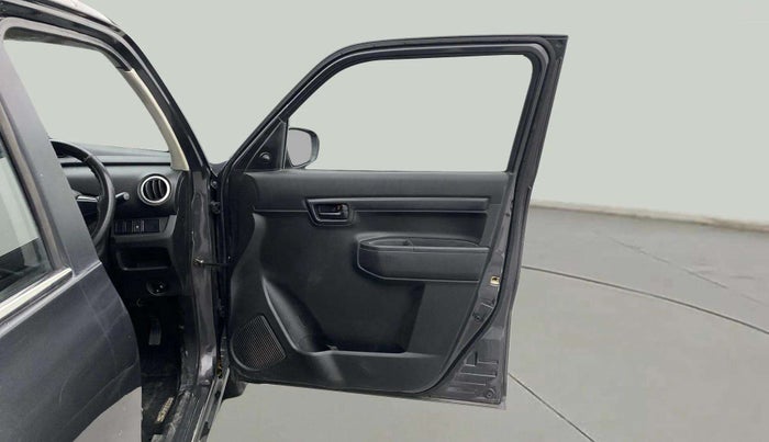 2020 Maruti S PRESSO VXI+, Petrol, Manual, 99,238 km, RHS Front Door