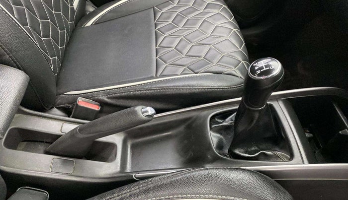 2021 Maruti Baleno ZETA PETROL 1.2, Petrol, Manual, 70,630 km, Gear Lever