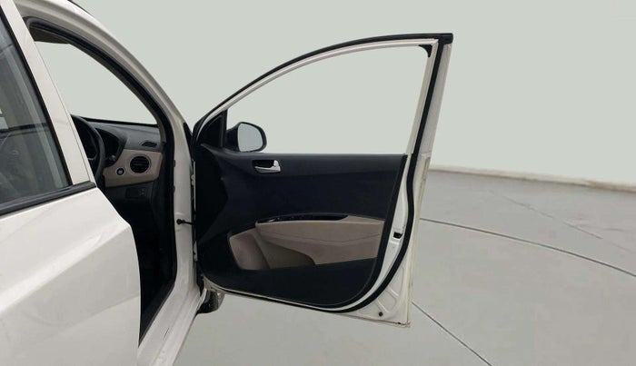 2015 Hyundai Grand i10 ASTA 1.2 KAPPA VTVT, Petrol, Manual, 51,929 km, RHS Front Door