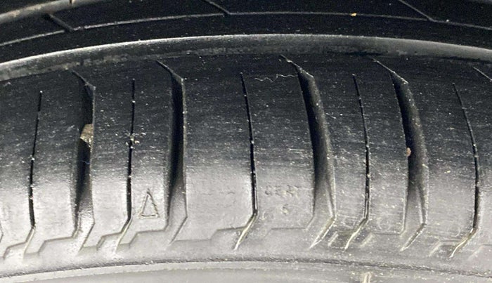 2015 Nissan Micra XV CVT, Petrol, Automatic, 40,544 km, Left Rear Tyre Tread