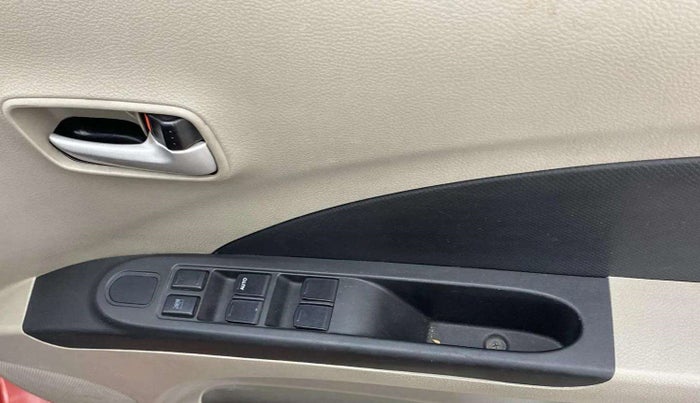 2015 Maruti Celerio VXI AMT, Petrol, Automatic, 47,401 km, Driver Side Door Panels Control