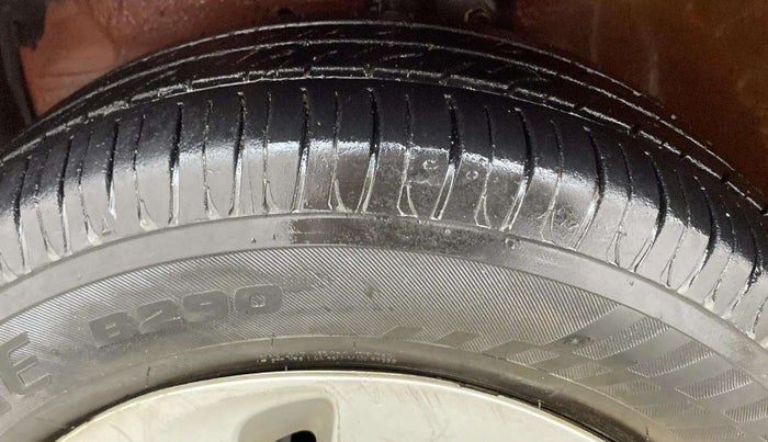 2015 Maruti Celerio VXI AMT, Petrol, Automatic, 47,401 km, Left Front Tyre Tread