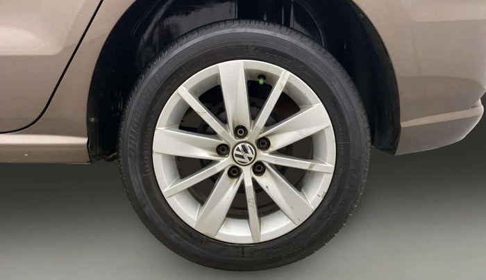 2016 Volkswagen Ameo HIGHLINE1.2L, Petrol, Manual, 1,04,525 km, Left Rear Wheel