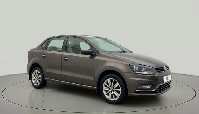 2016 Volkswagen Ameo HIGHLINE1.2L, Petrol, Manual, 1,04,525 km, Right Front Diagonal