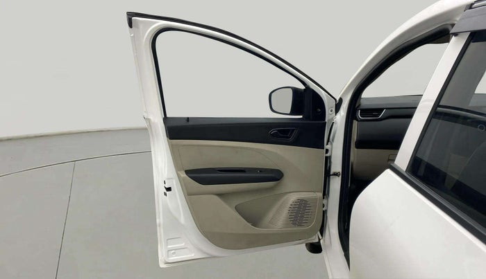 2023 Renault TRIBER RXL MT, Petrol, Manual, 26,798 km, LHS Front Door