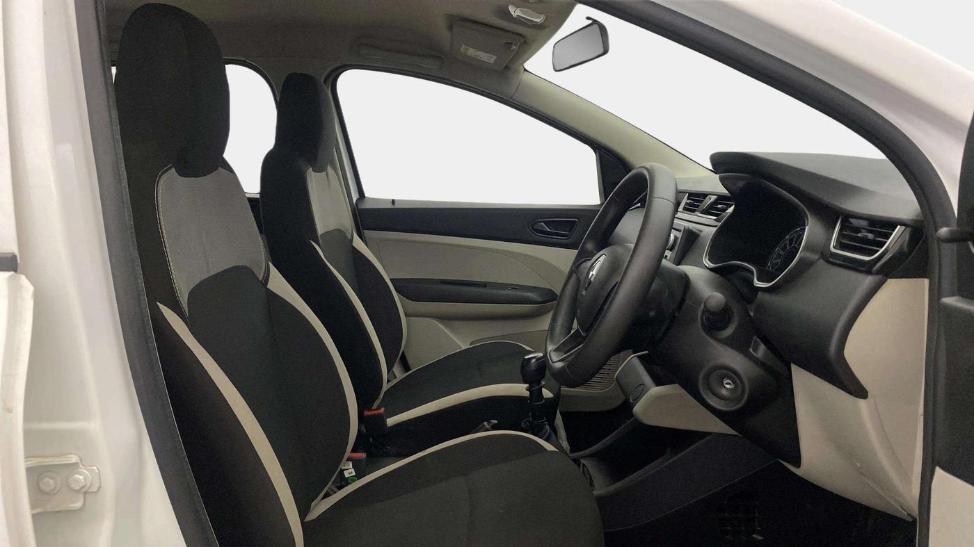 2020 Renault TRIBER RXL MT, Petrol, Manual, 30,452 km, Right Side Front Door Cabin