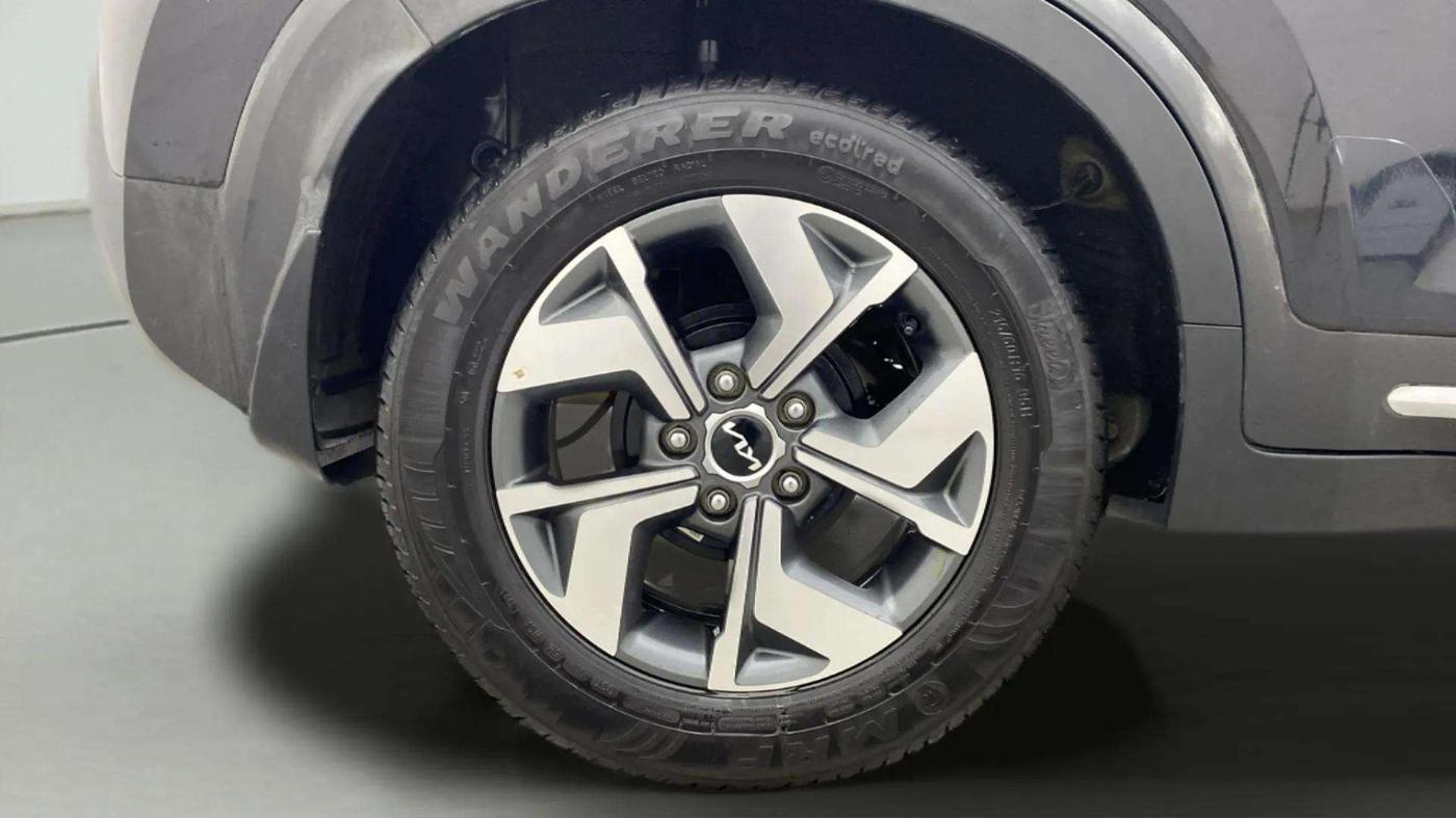 2023 KIA SONET HTX 1.5 DIESEL IMT, Diesel, Manual, 25,105 km, Right Rear Wheel