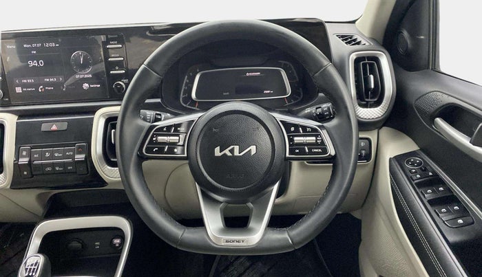 2023 KIA SONET HTX 1.5 DIESEL IMT, Diesel, Manual, 25,105 km, Steering Wheel Close Up