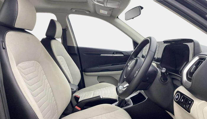 2023 KIA SONET HTX 1.5 DIESEL IMT, Diesel, Manual, 25,105 km, Right Side Front Door Cabin
