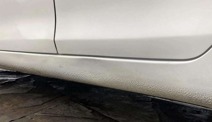 2016 Maruti Swift Dzire VXI, Petrol, Manual, 53,830 km, Left running board - Slightly dented
