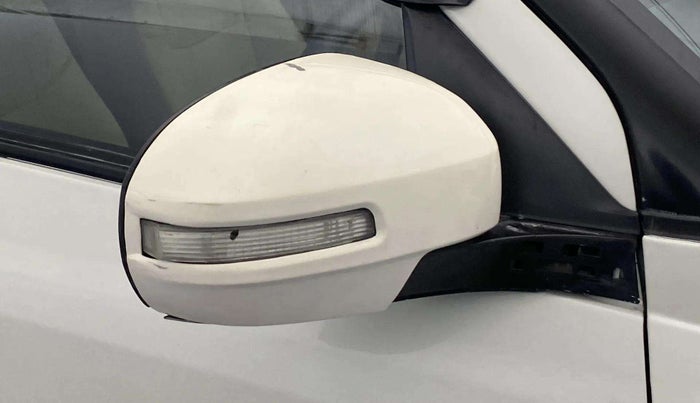2016 Maruti Swift Dzire VXI, Petrol, Manual, 53,830 km, Right rear-view mirror - Folding motor not working