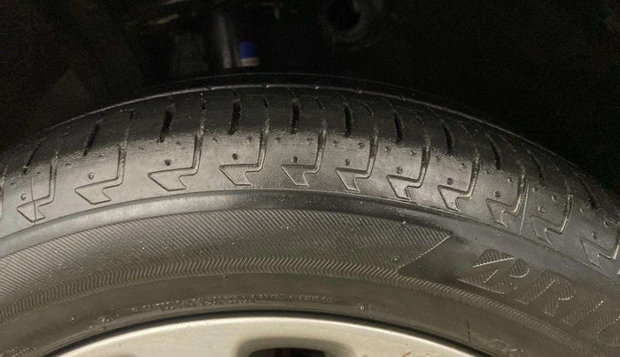 2018 Maruti Baleno ALPHA CVT PETROL 1.2, Petrol, Automatic, 76,221 km, Left Front Tyre Tread