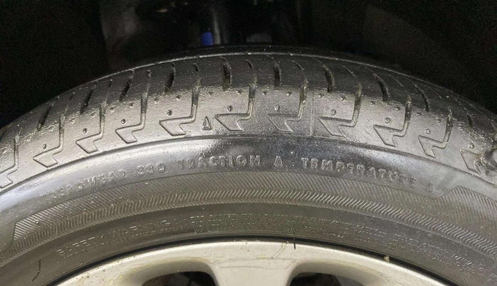 2018 Maruti Baleno ALPHA CVT PETROL 1.2, Petrol, Automatic, 76,221 km, Right Front Tyre Tread
