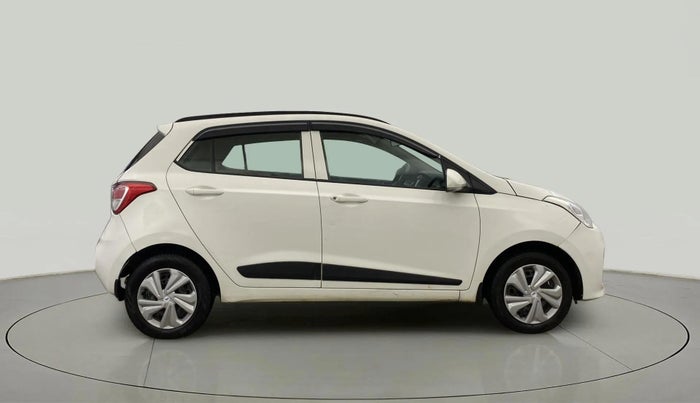 2017 Hyundai Grand i10 SPORTZ (O) 1.2 KAPPA VTVT, CNG, Manual, 55,430 km, Right Side View
