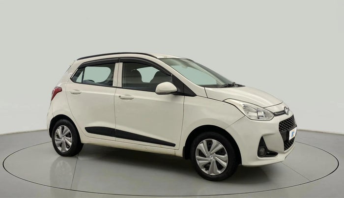 2017 Hyundai Grand i10 SPORTZ (O) 1.2 KAPPA VTVT, CNG, Manual, 55,430 km, Right Front Diagonal