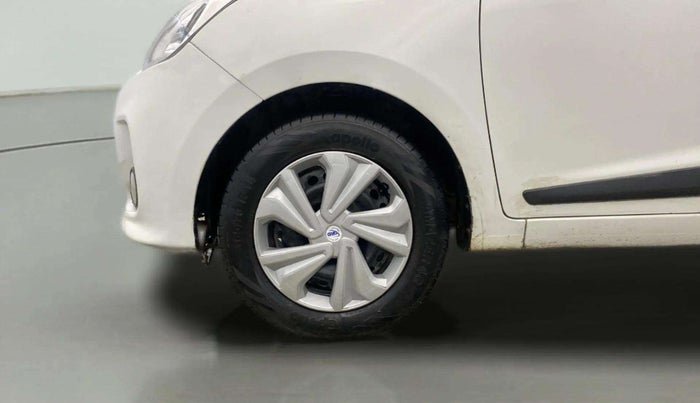 2017 Hyundai Grand i10 SPORTZ (O) 1.2 KAPPA VTVT, CNG, Manual, 55,430 km, Left Front Wheel