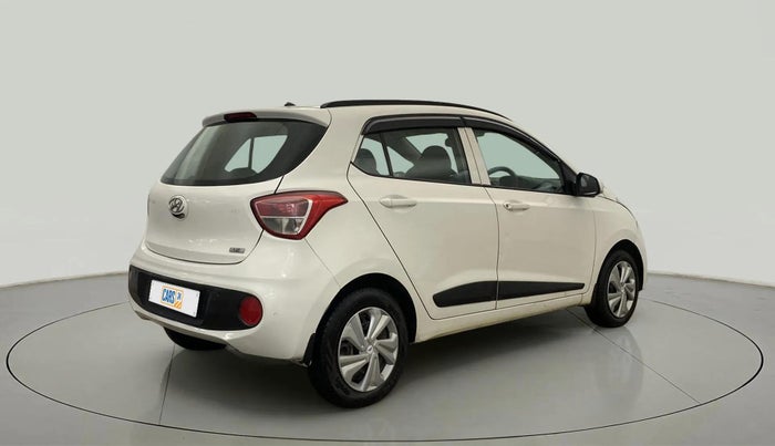 2017 Hyundai Grand i10 SPORTZ (O) 1.2 KAPPA VTVT, CNG, Manual, 55,430 km, Right Back Diagonal