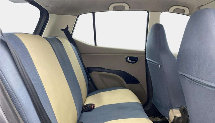 2013 Hyundai i10 MAGNA 1.2, Petrol, Manual, 97,248 km, Right Side Rear Door Cabin