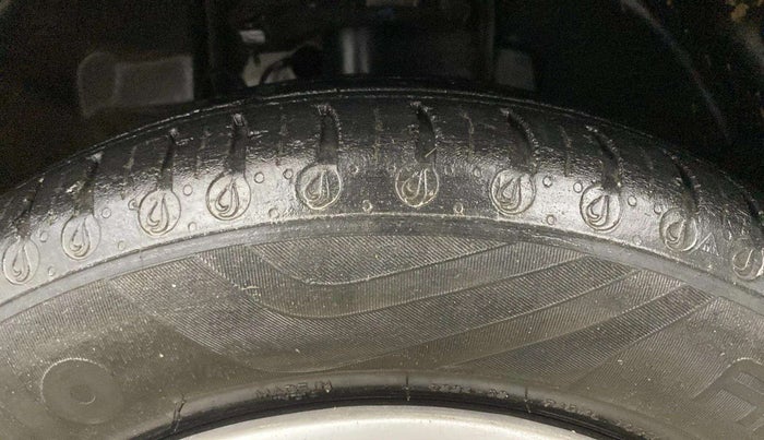 2022 Tata Tiago XM CNG, CNG, Manual, 44,239 km, Left Front Tyre Tread