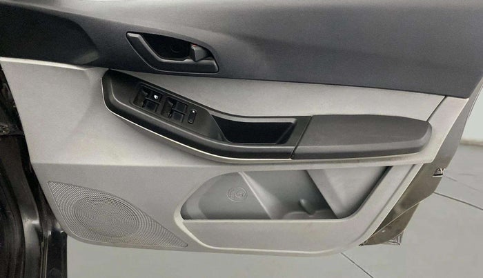 2022 Tata Tiago XM CNG, CNG, Manual, 44,239 km, Driver Side Door Panels Control