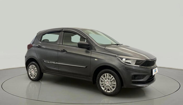 2022 Tata Tiago XM CNG, CNG, Manual, 44,239 km, Right Front Diagonal