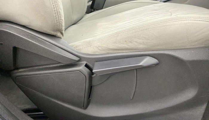 2016 Ford Ecosport TITANIUM 1.5L PETROL AT, Petrol, Automatic, 69,471 km, Driver Side Adjustment Panel